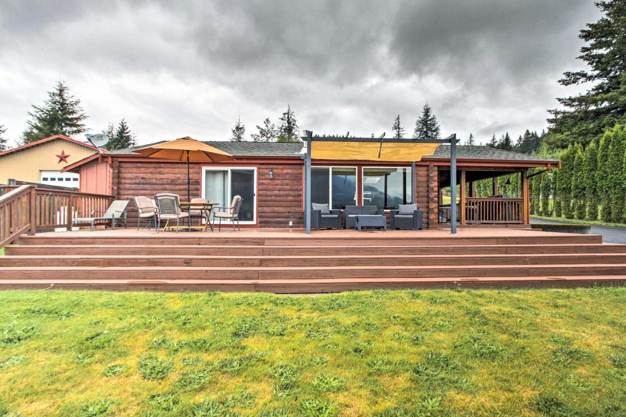 Lakefront Cabin With Stunning Mountain Views And Dock! Mineral エクステリア 写真