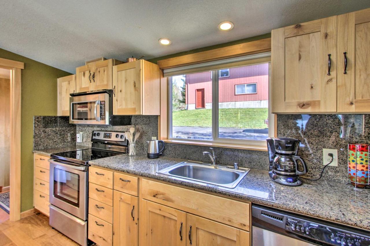 Lakefront Cabin With Stunning Mountain Views And Dock! Mineral エクステリア 写真